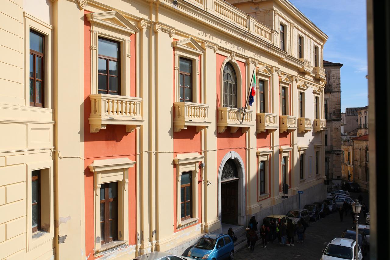 Le Mulieres Apartamento Salerno Exterior foto