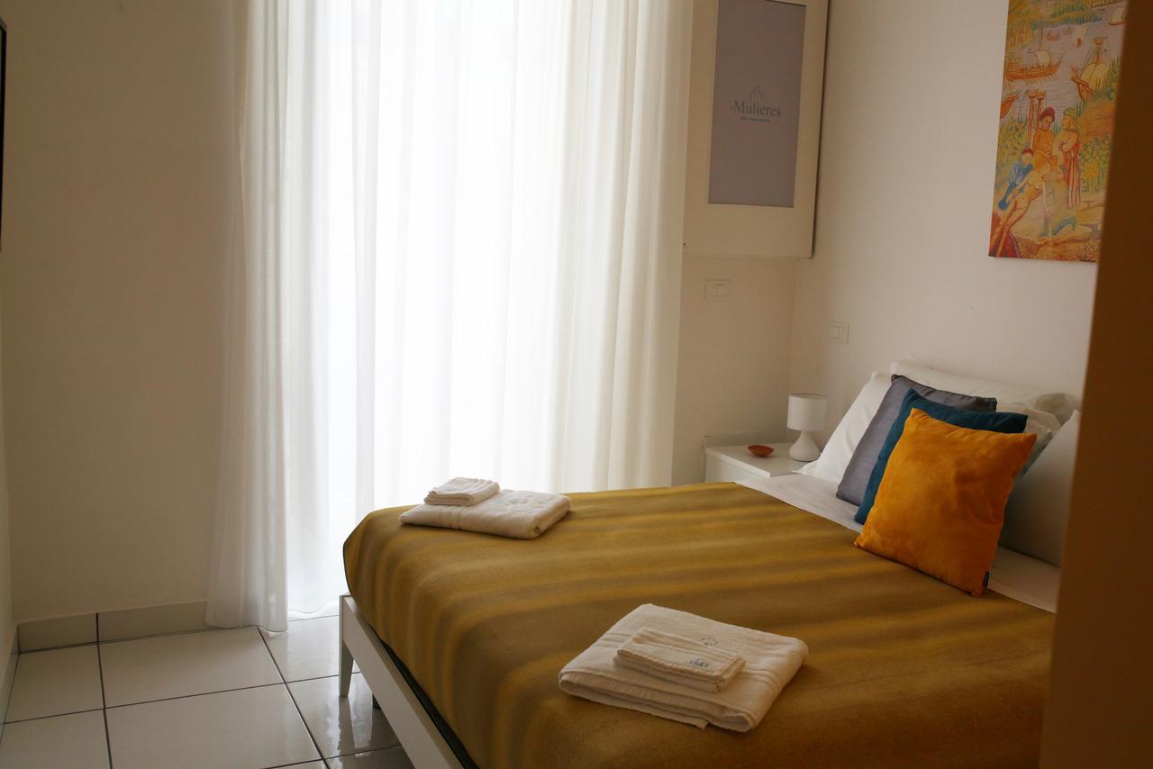 Le Mulieres Apartamento Salerno Exterior foto
