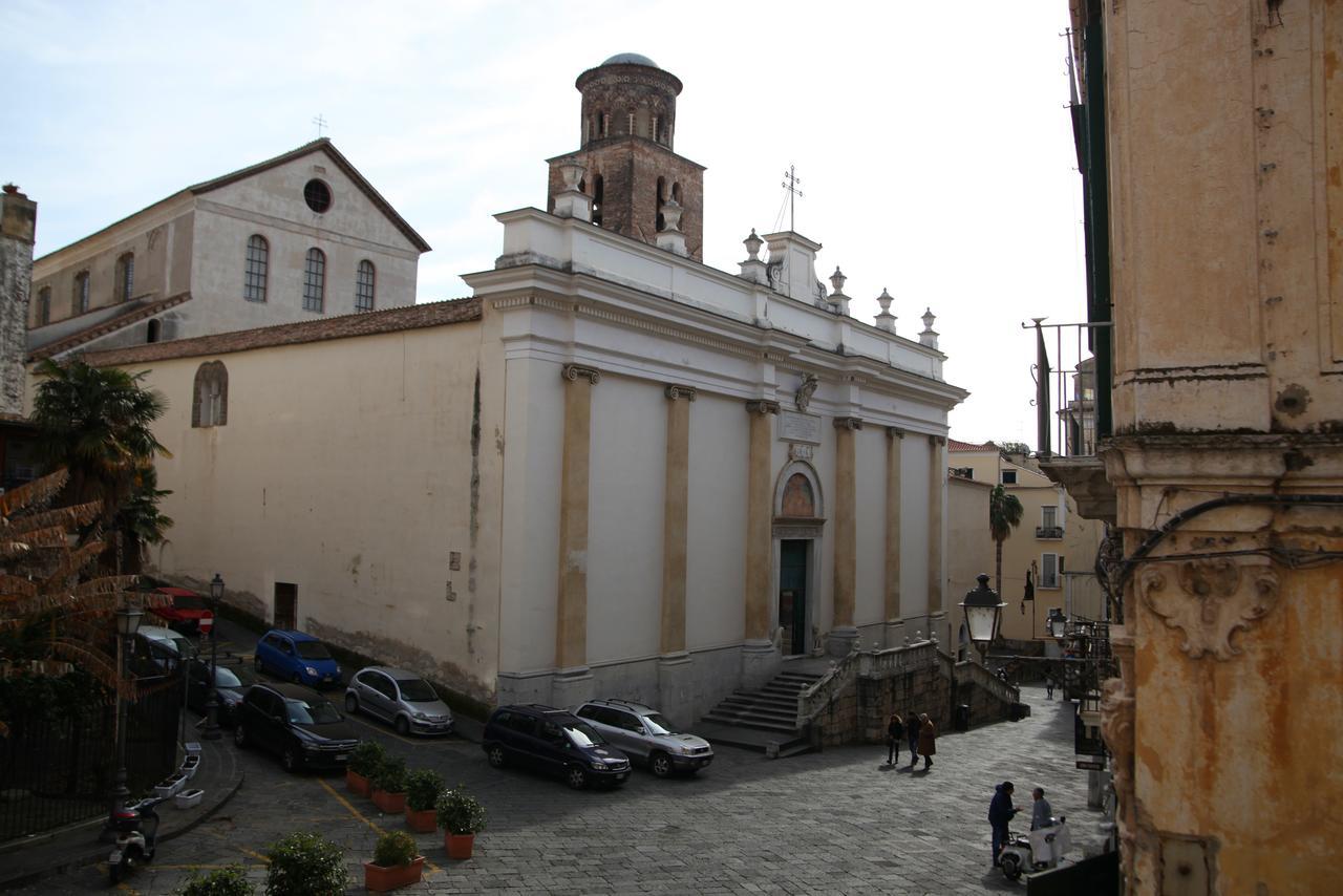 Le Mulieres Apartamento Salerno Exterior foto